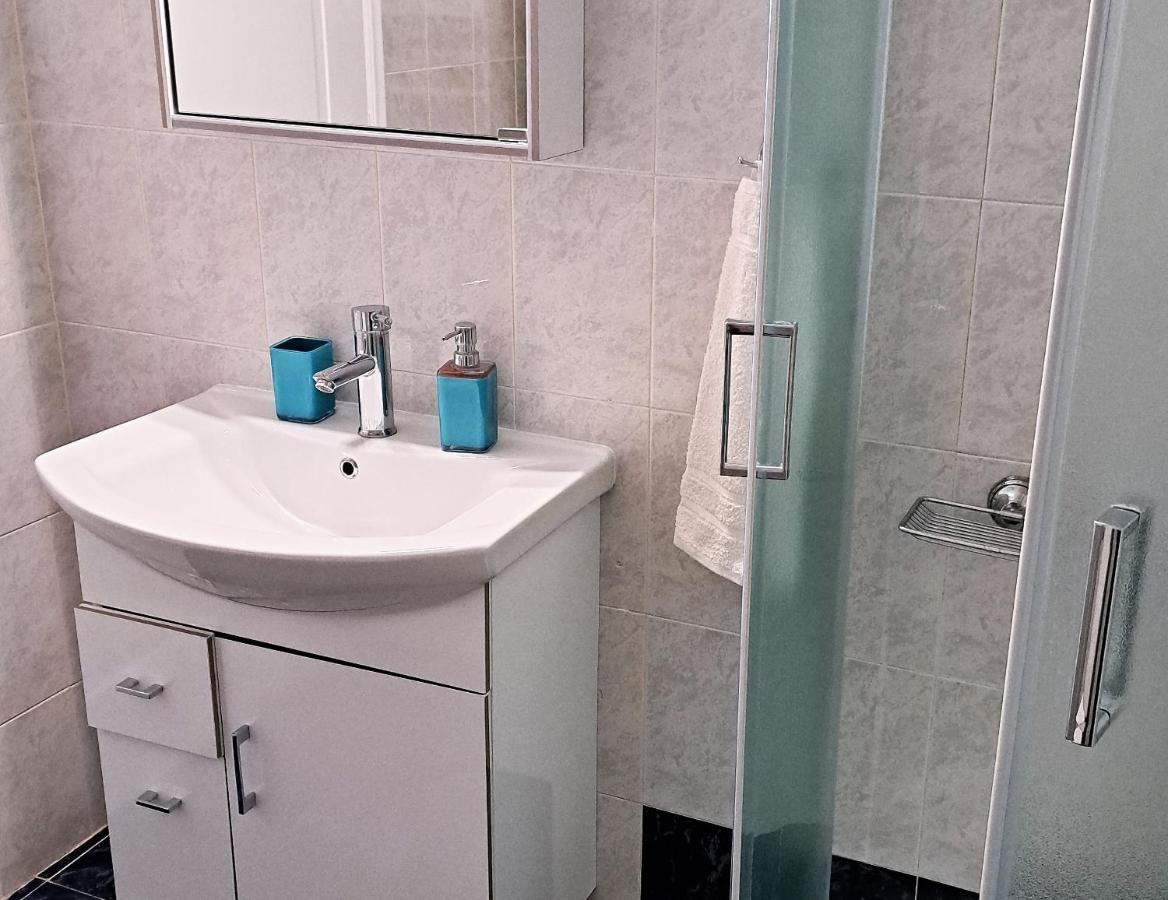 Family Stone Apartment Kyparissia Ngoại thất bức ảnh