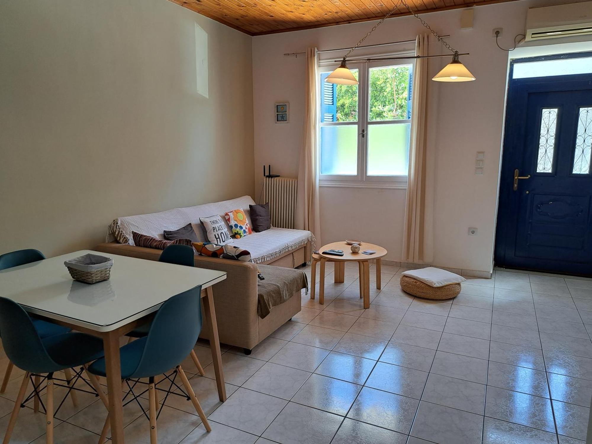 Family Stone Apartment Kyparissia Ngoại thất bức ảnh