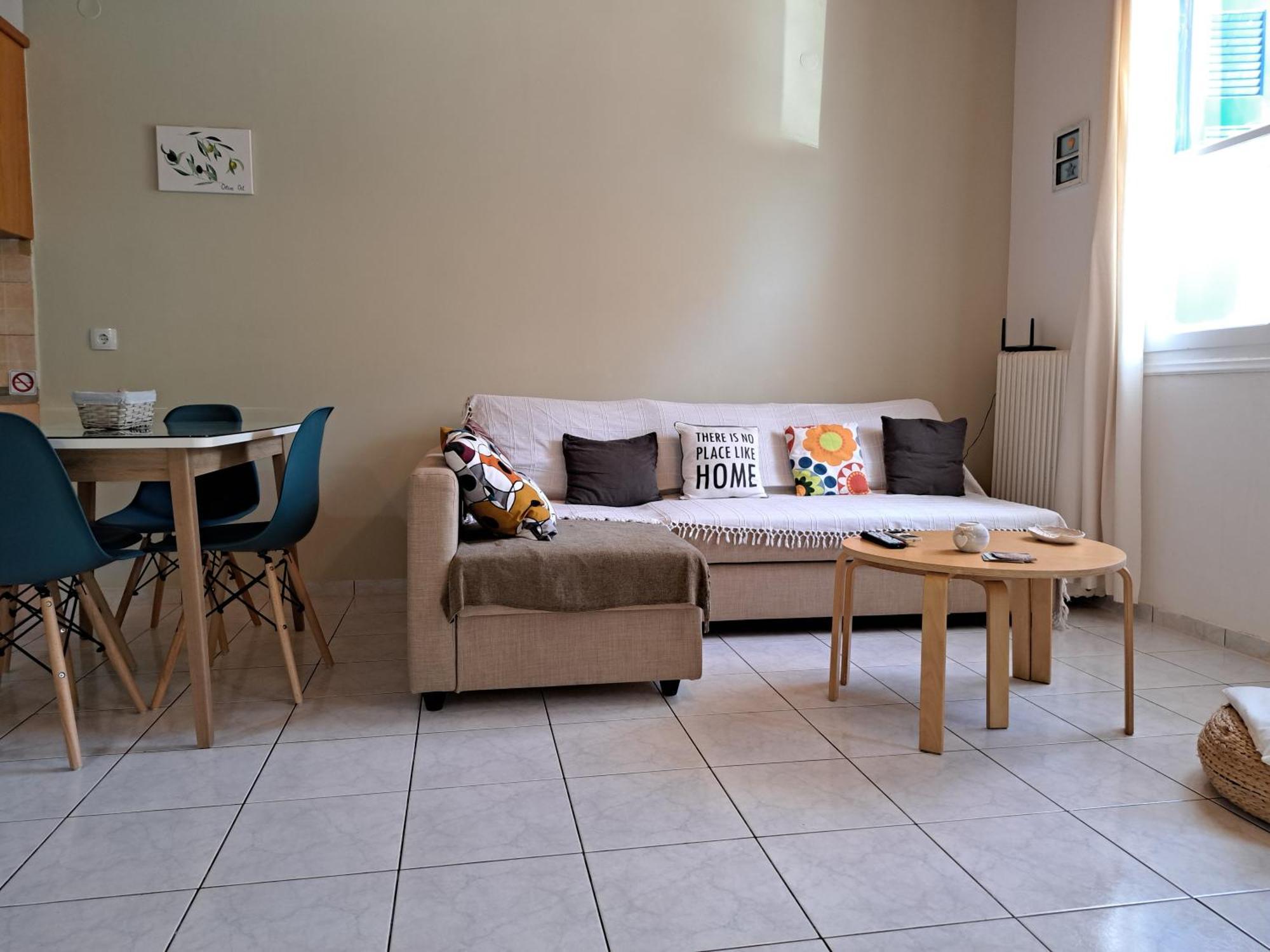 Family Stone Apartment Kyparissia Ngoại thất bức ảnh